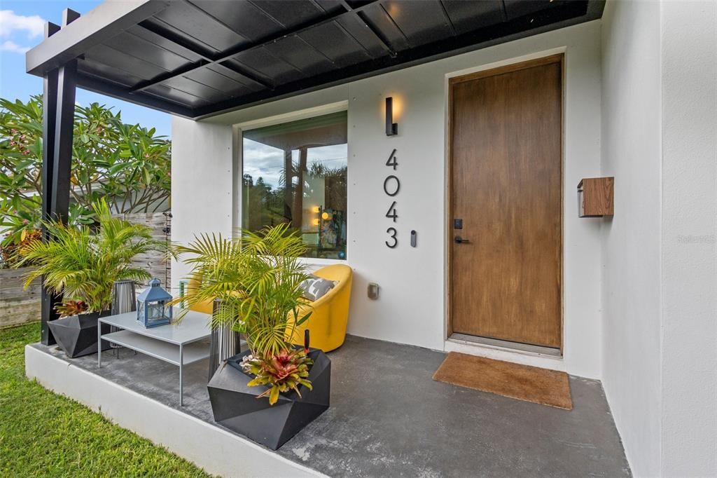 En Venta: $825,000 (3 camas, 2 baños, 1881 Pies cuadrados)