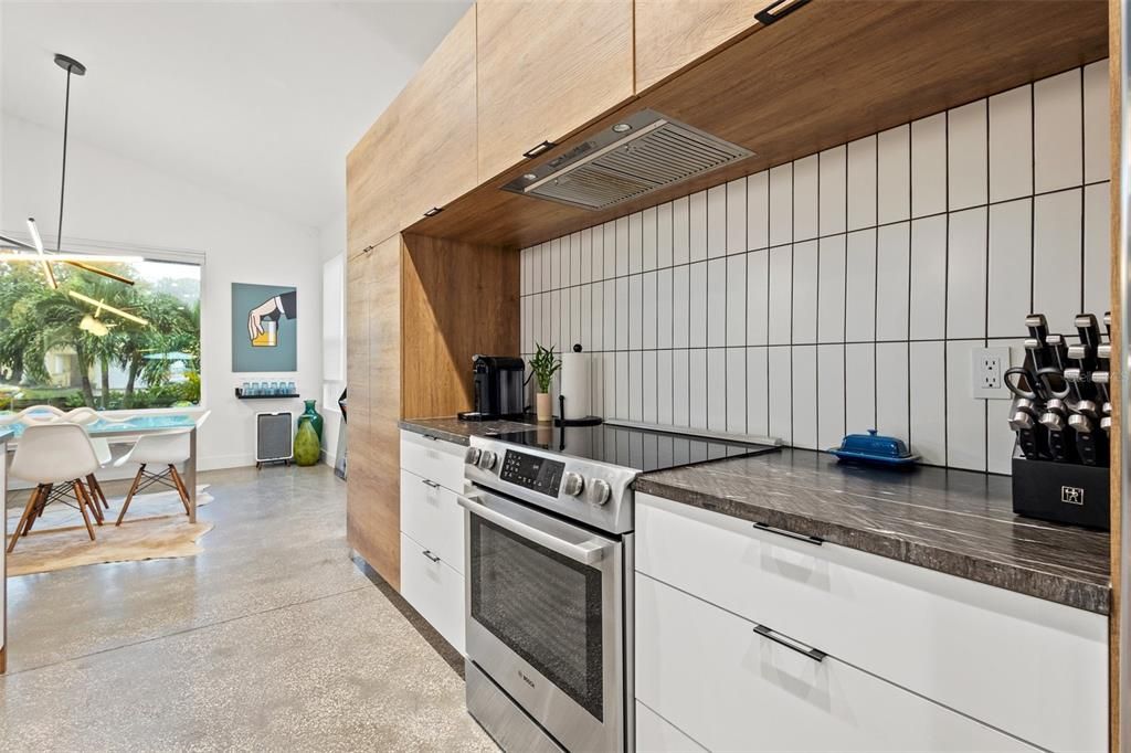 En Venta: $825,000 (3 camas, 2 baños, 1881 Pies cuadrados)
