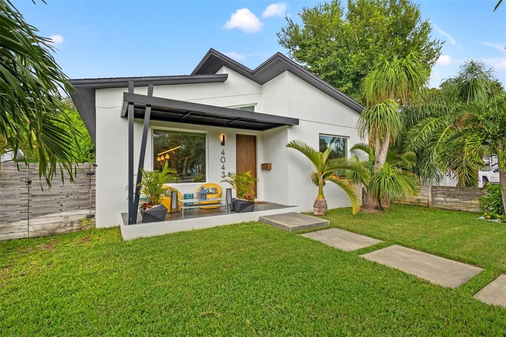En Venta: $825,000 (3 camas, 2 baños, 1881 Pies cuadrados)