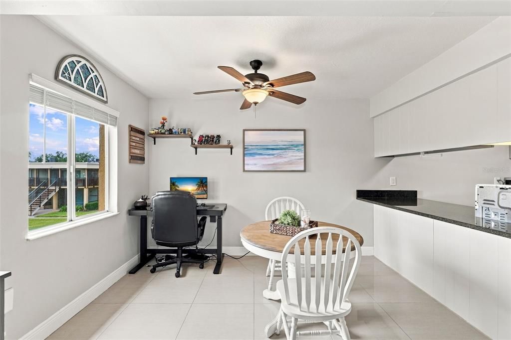 For Sale: $140,000 (1 beds, 1 baths, 644 Square Feet)