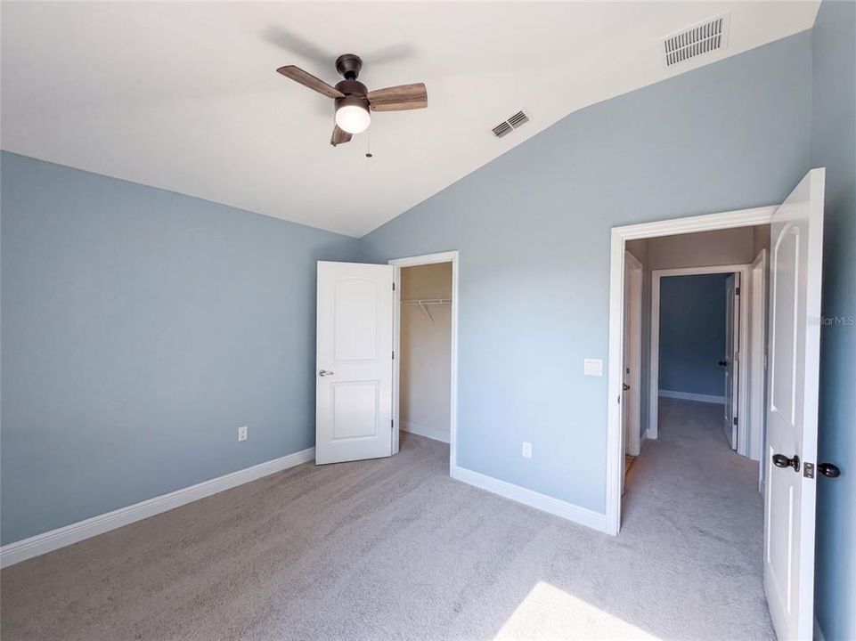 For Sale: $322,000 (4 beds, 2 baths, 1820 Square Feet)