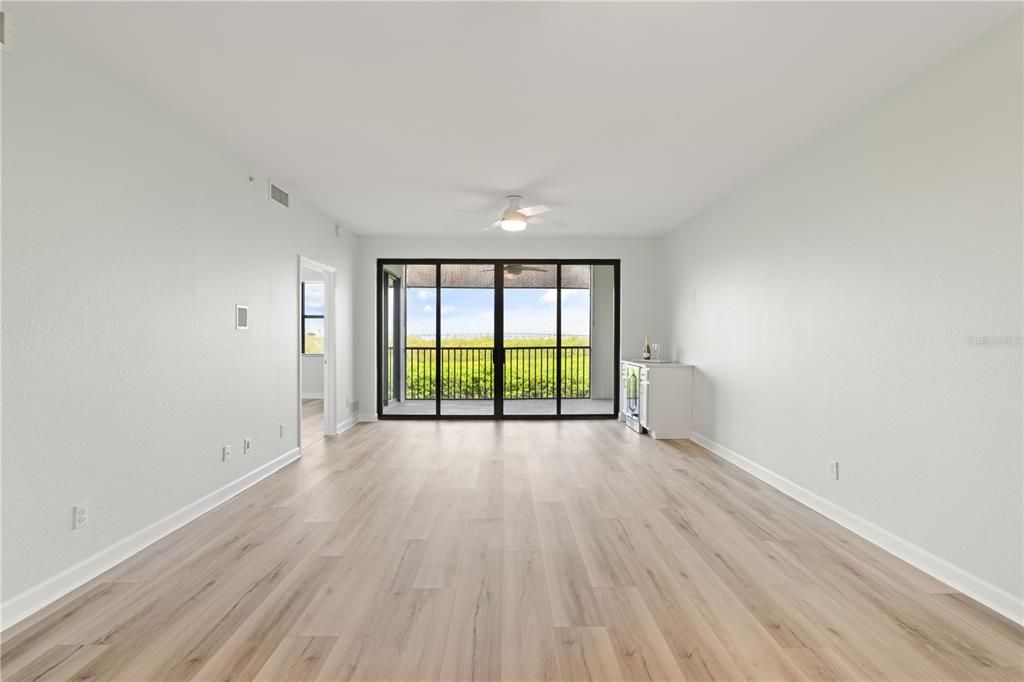En Venta: $349,500 (3 camas, 2 baños, 1647 Pies cuadrados)