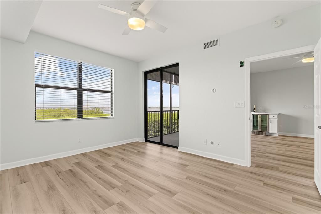 En Venta: $349,500 (3 camas, 2 baños, 1647 Pies cuadrados)