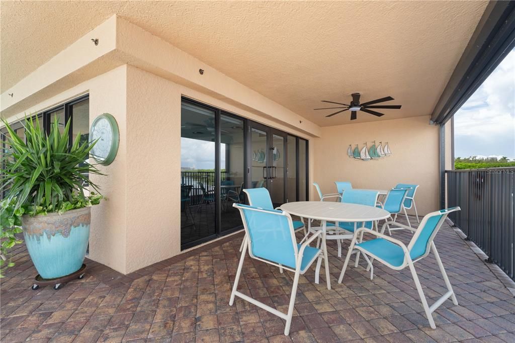 En Venta: $349,500 (3 camas, 2 baños, 1647 Pies cuadrados)