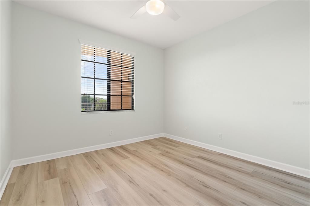 En Venta: $349,500 (3 camas, 2 baños, 1647 Pies cuadrados)