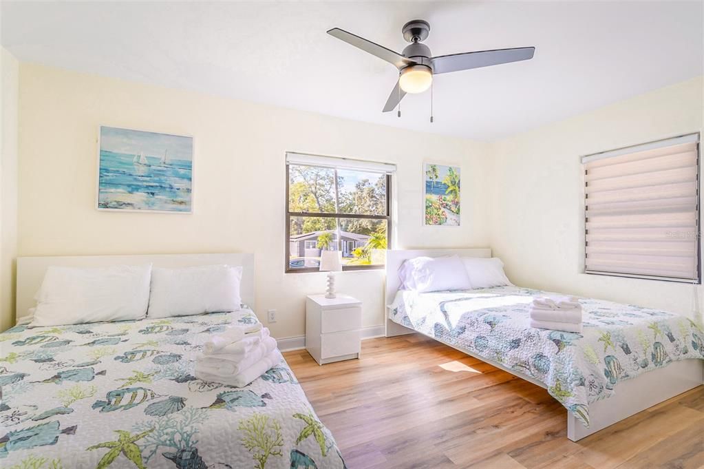 En Venta: $469,000 (4 camas, 2 baños, 1689 Pies cuadrados)