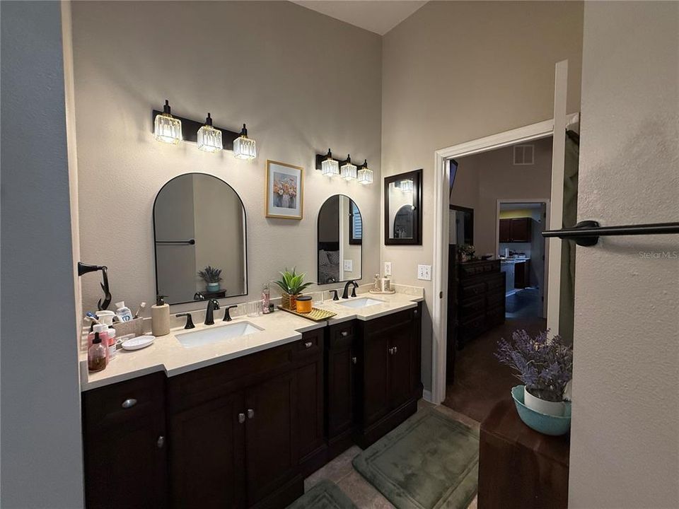 For Sale: $449,000 (3 beds, 2 baths, 1486 Square Feet)