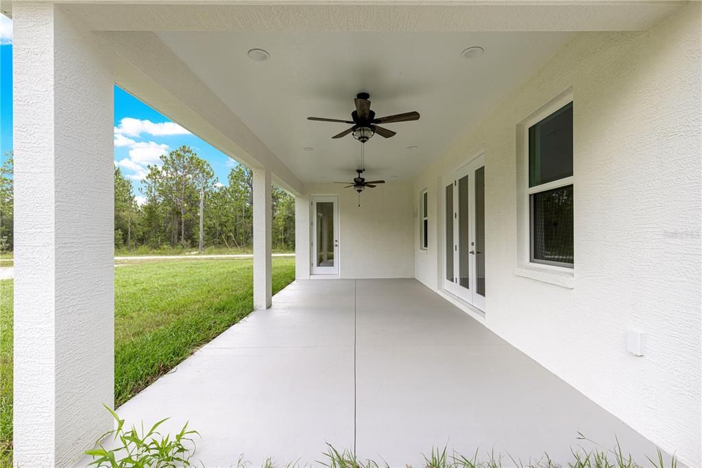 For Sale: $525,000 (3 beds, 2 baths, 2355 Square Feet)