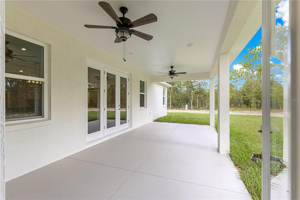 For Sale: $525,000 (3 beds, 2 baths, 2355 Square Feet)