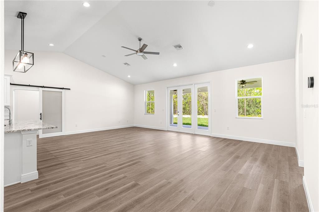 For Sale: $525,000 (3 beds, 2 baths, 2355 Square Feet)