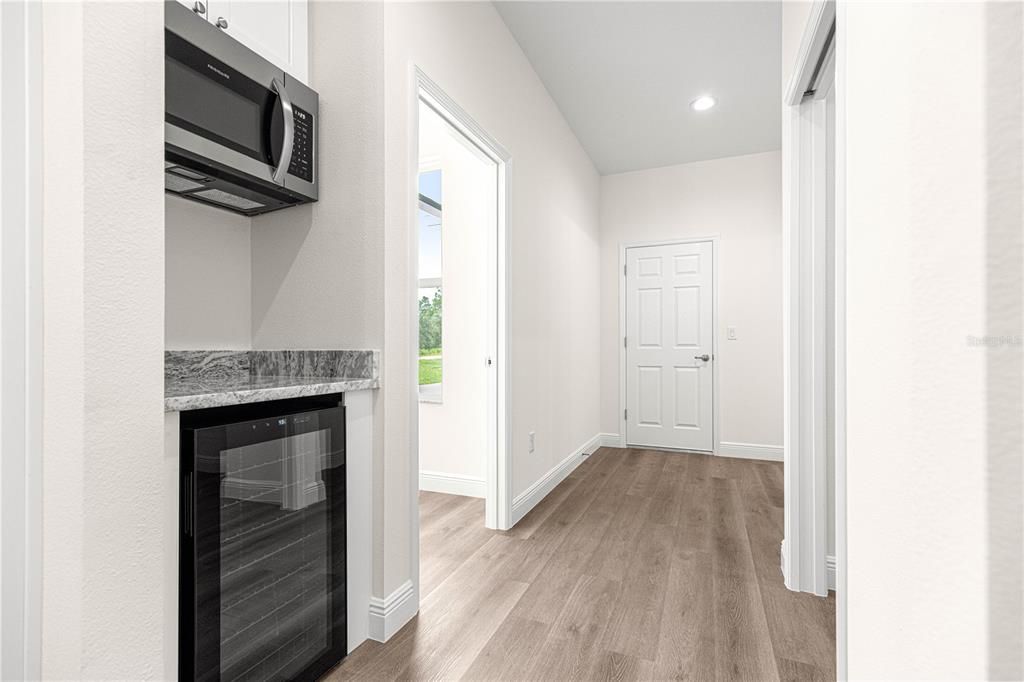 For Sale: $525,000 (3 beds, 2 baths, 2355 Square Feet)