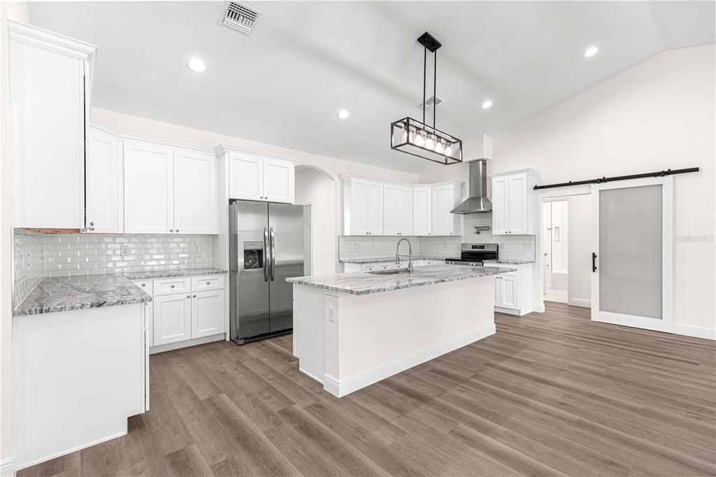 For Sale: $525,000 (3 beds, 2 baths, 2355 Square Feet)