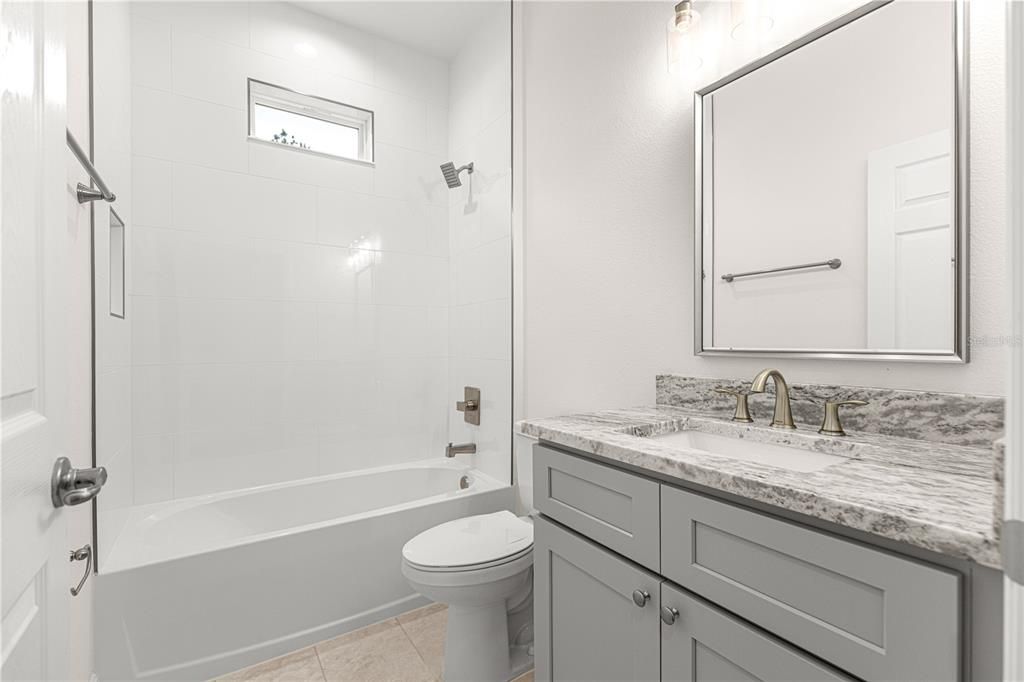 For Sale: $525,000 (3 beds, 2 baths, 2355 Square Feet)