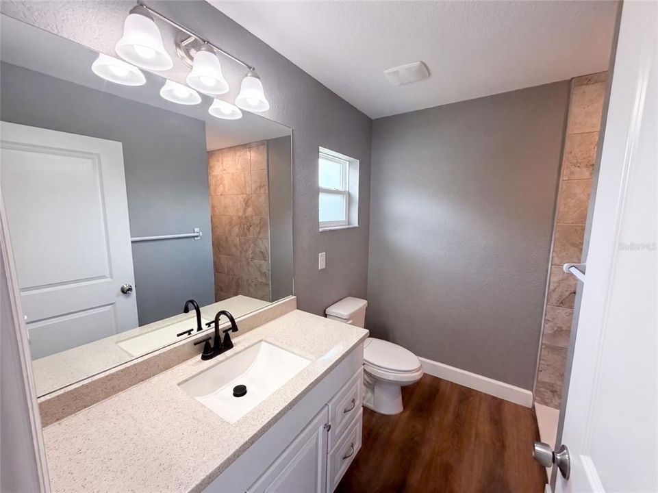 For Sale: $287,000 (3 beds, 2 baths, 1243 Square Feet)
