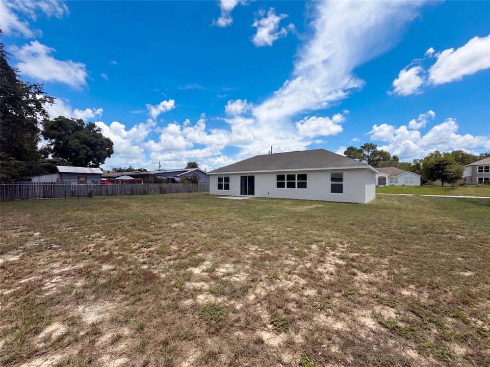 For Sale: $287,000 (3 beds, 2 baths, 1243 Square Feet)