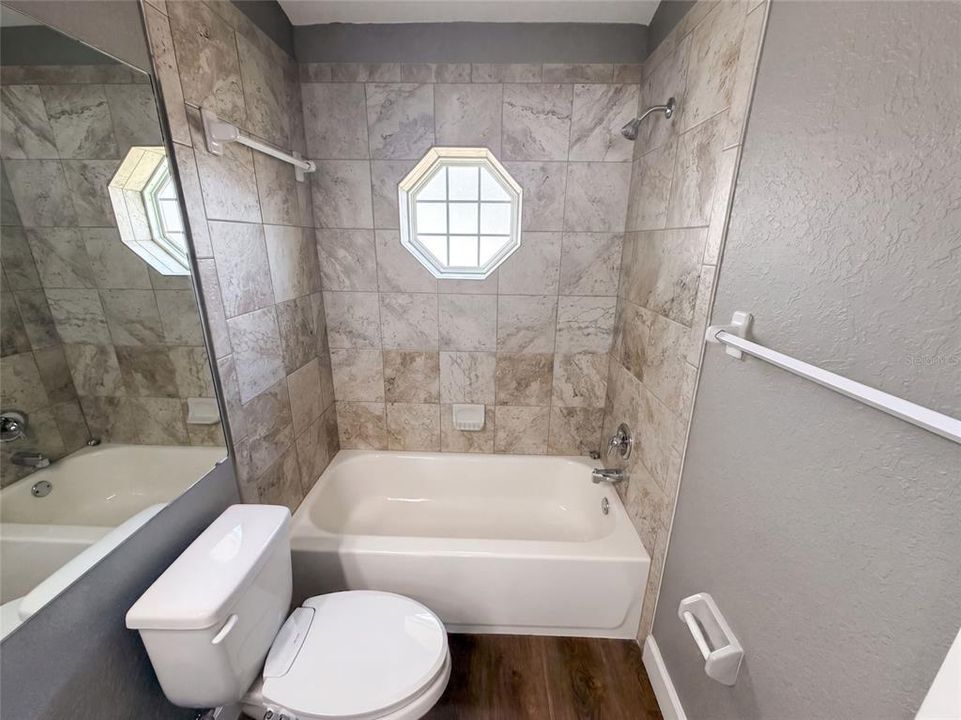 For Sale: $287,000 (3 beds, 2 baths, 1243 Square Feet)