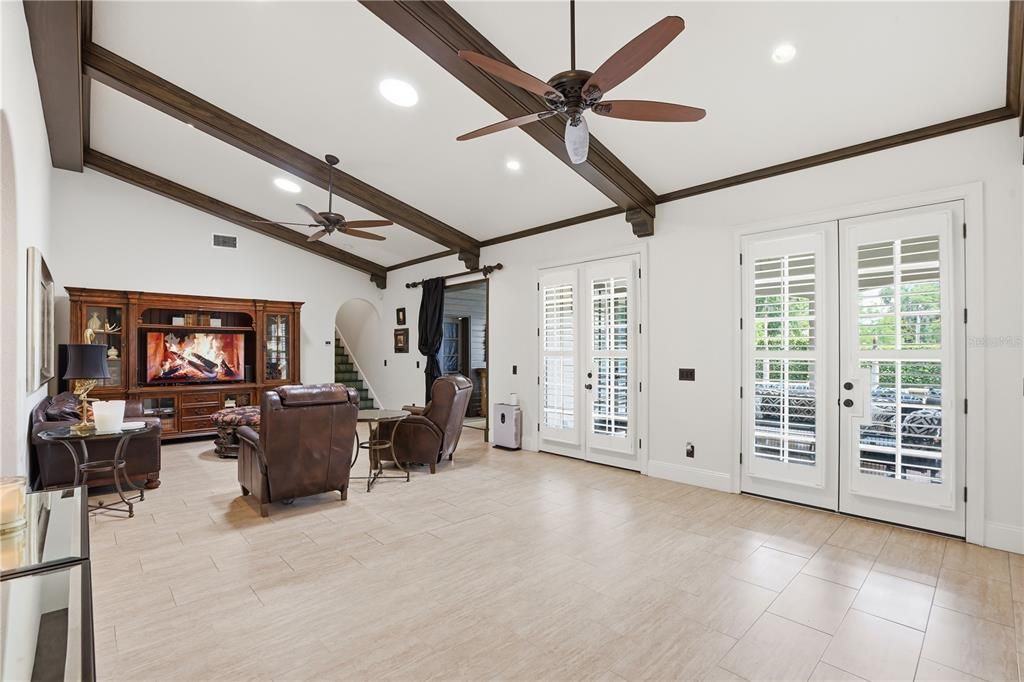For Sale: $1,199,000 (4 beds, 4 baths, 5580 Square Feet)