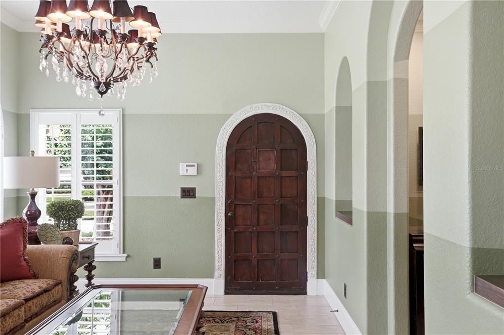 For Sale: $1,199,000 (4 beds, 4 baths, 5580 Square Feet)