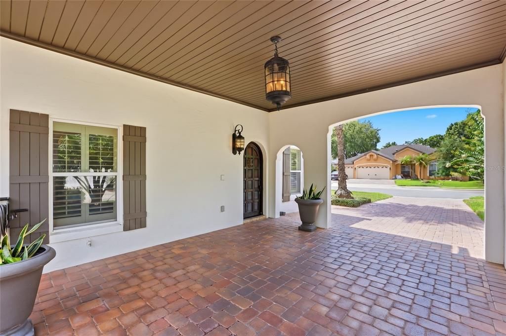 For Sale: $1,199,000 (4 beds, 4 baths, 5580 Square Feet)