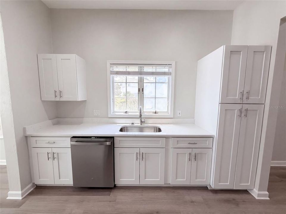 En Venta: $697,000 (5 camas, 3 baños, 4274 Pies cuadrados)