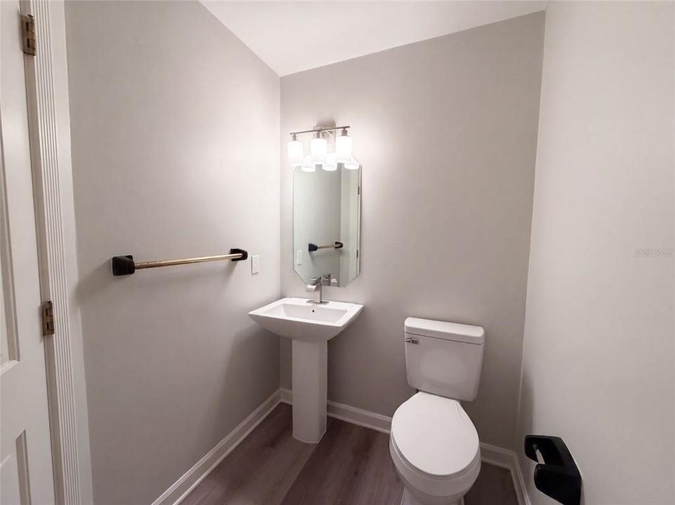 En Venta: $697,000 (5 camas, 3 baños, 4274 Pies cuadrados)