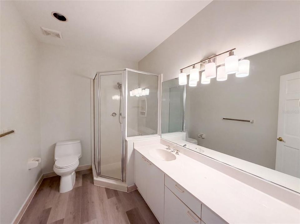 En Venta: $697,000 (5 camas, 3 baños, 4274 Pies cuadrados)