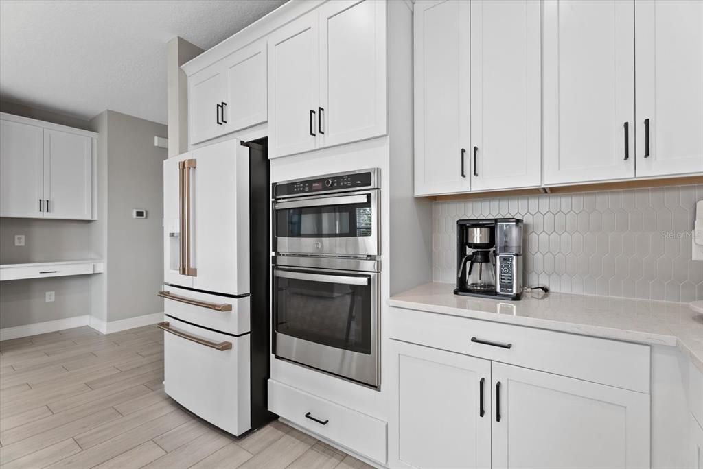 На продажу: $549,999 (4 спален, 3 ванн, 2190 Квадратных фут)