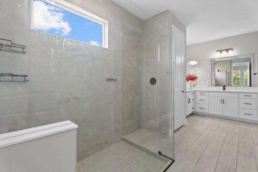 На продажу: $549,999 (4 спален, 3 ванн, 2190 Квадратных фут)