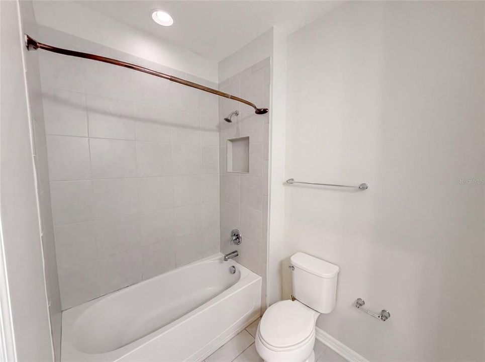En Venta: $350,000 (3 camas, 2 baños, 1748 Pies cuadrados)