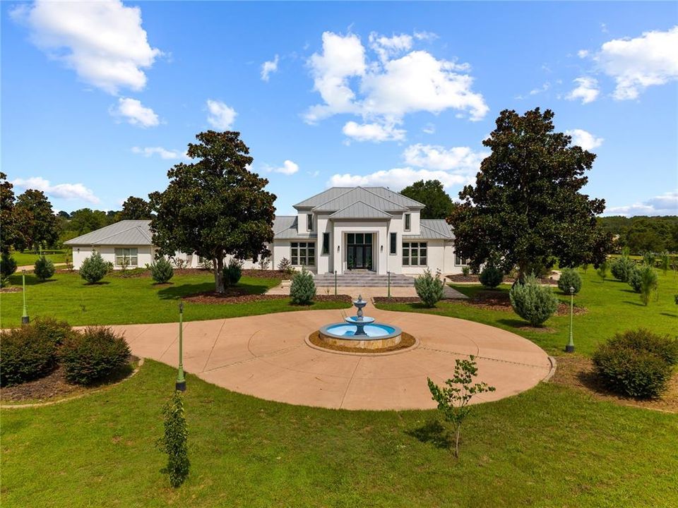 For Sale: $2,600,000 (7 beds, 6 baths, 6734 Square Feet)