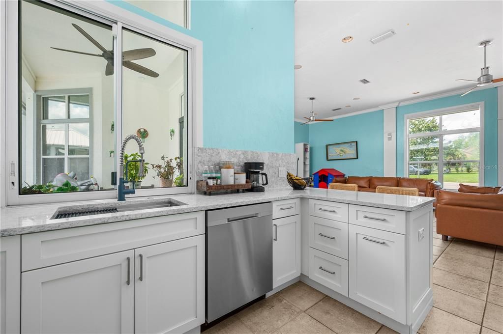 For Sale: $2,600,000 (7 beds, 6 baths, 6734 Square Feet)