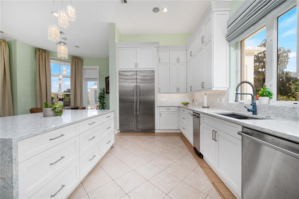 For Sale: $2,600,000 (7 beds, 6 baths, 6734 Square Feet)