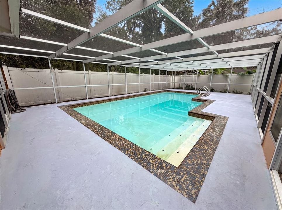 En Venta: $330,000 (2 camas, 2 baños, 1585 Pies cuadrados)