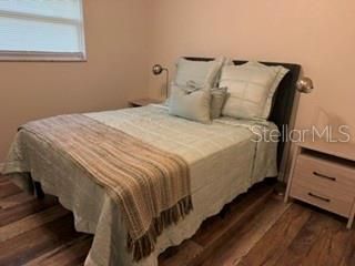 For Sale: $169,900 (2 beds, 1 baths, 720 Square Feet)