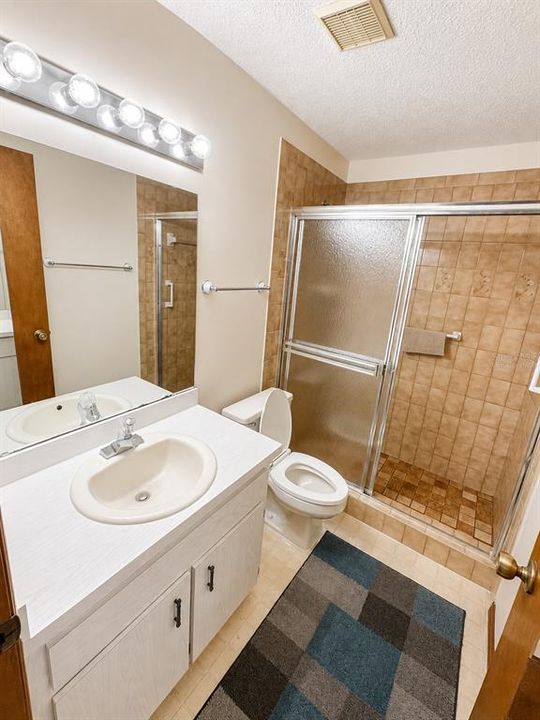 En Venta: $129,000 (2 camas, 2 baños, 1066 Pies cuadrados)