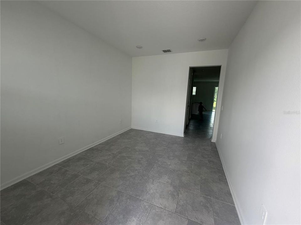 For Rent: $2,300 (3 beds, 2 baths, 1793 Square Feet)