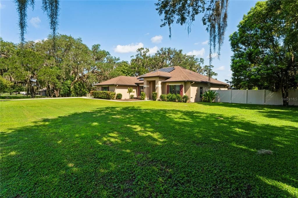 En Venta: $680,000 (4 camas, 2 baños, 2321 Pies cuadrados)