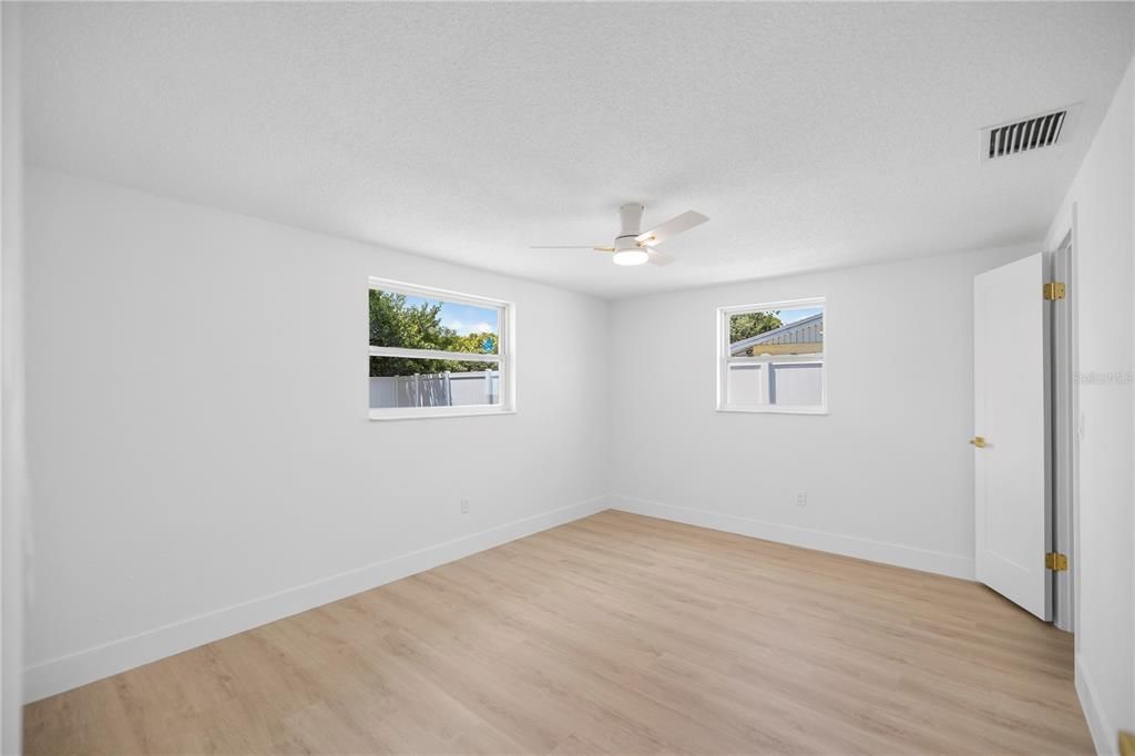 En Venta: $250,000 (2 camas, 2 baños, 1014 Pies cuadrados)