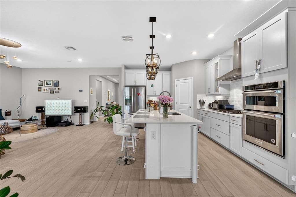 For Sale: $649,000 (4 beds, 3 baths, 2493 Square Feet)