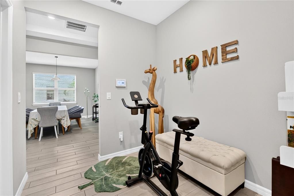 For Sale: $649,000 (4 beds, 3 baths, 2493 Square Feet)