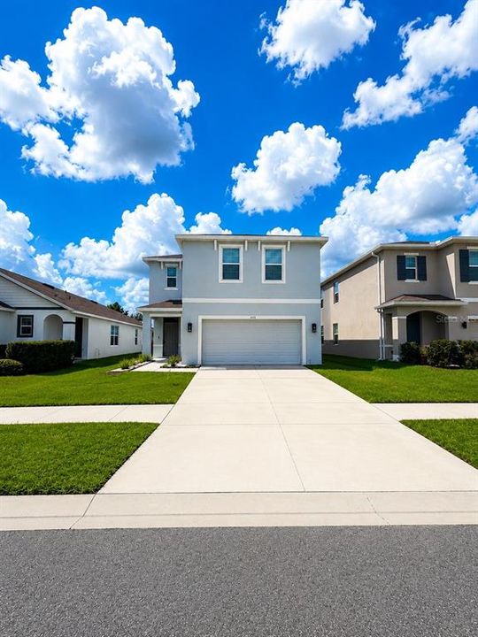 For Rent: $2,449 (4 beds, 2 baths, 2260 Square Feet)