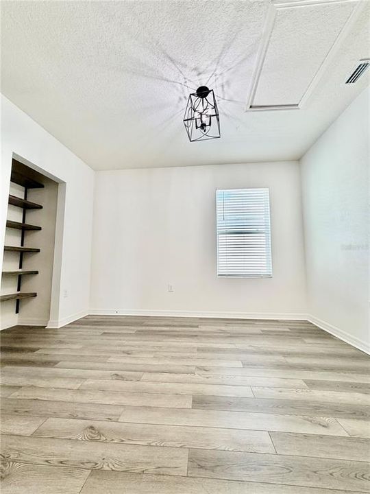 For Rent: $2,449 (4 beds, 2 baths, 2260 Square Feet)