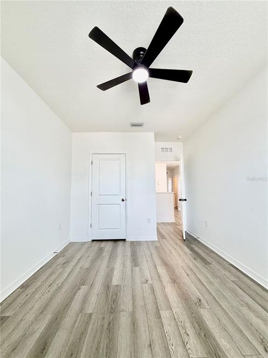 For Rent: $2,449 (4 beds, 2 baths, 2260 Square Feet)