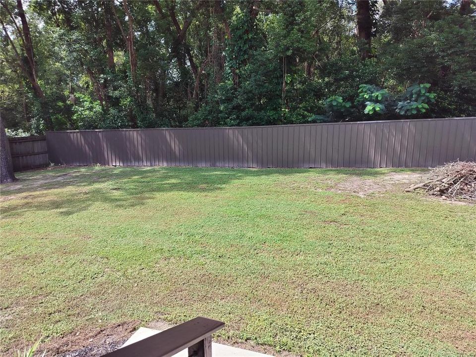 For Rent: $1,900 (3 beds, 2 baths, 1100 Square Feet)