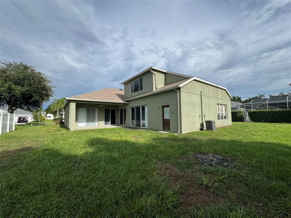 En Venta: $479,000 (4 camas, 3 baños, 3033 Pies cuadrados)