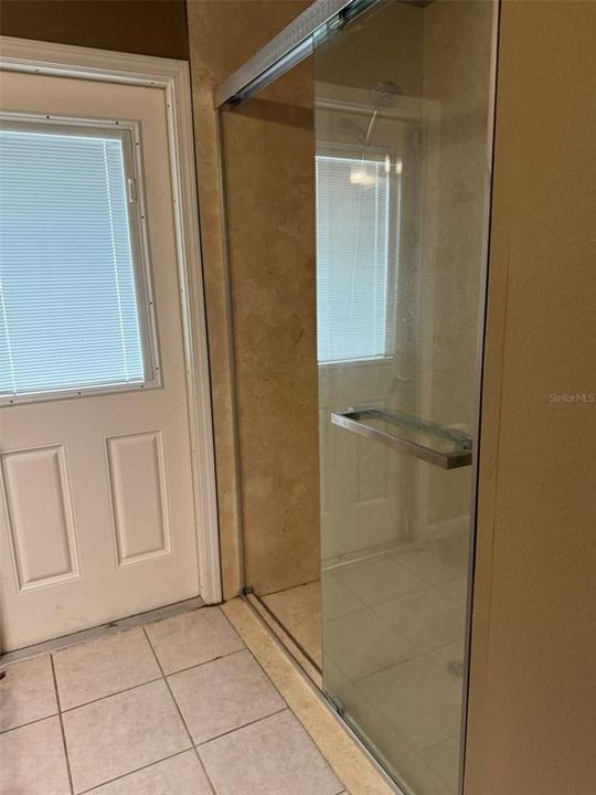 En Venta: $479,000 (4 camas, 3 baños, 3033 Pies cuadrados)