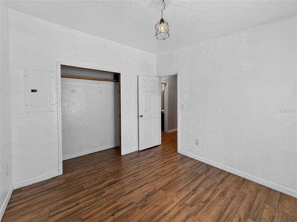 For Sale: $645,000 (6 beds, 4 baths, 2648 Square Feet)