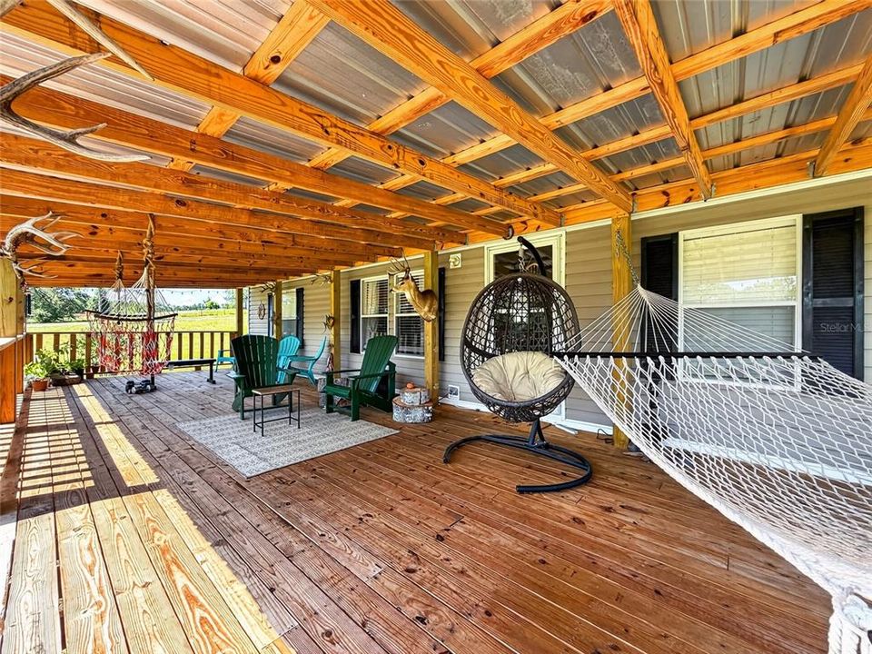 For Sale: $645,000 (6 beds, 4 baths, 2648 Square Feet)