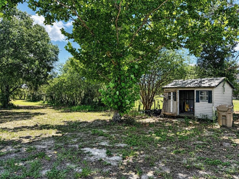 For Sale: $645,000 (6 beds, 4 baths, 2648 Square Feet)