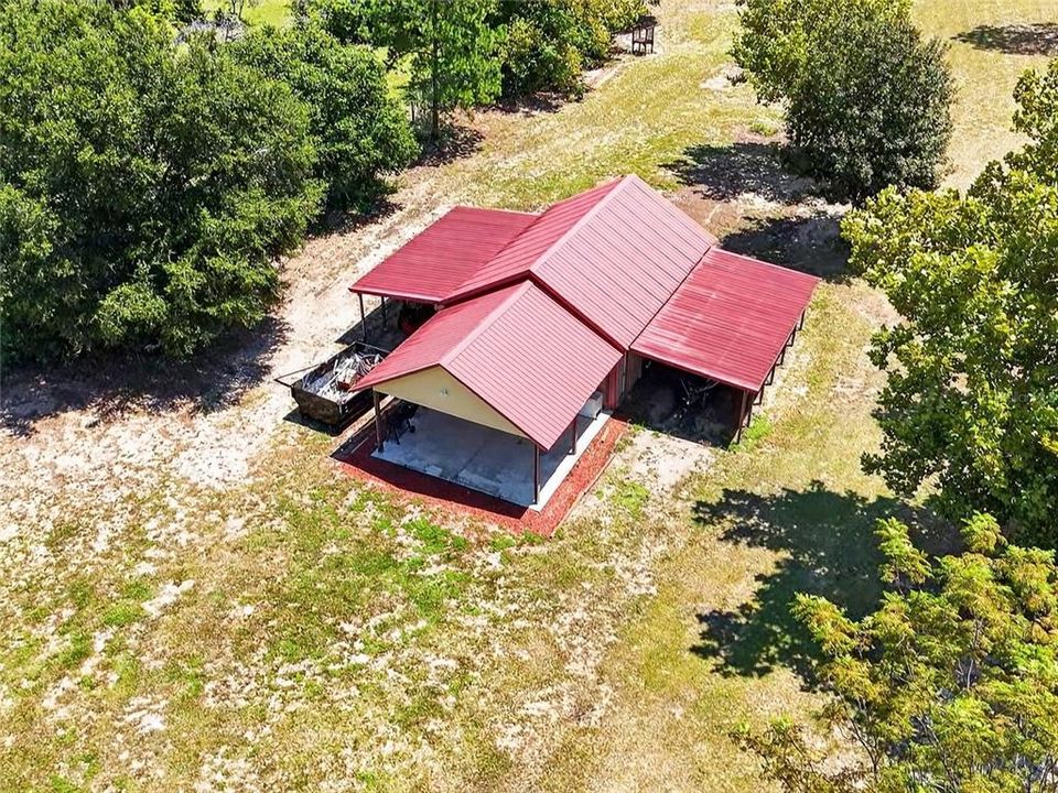 For Sale: $645,000 (6 beds, 4 baths, 2648 Square Feet)